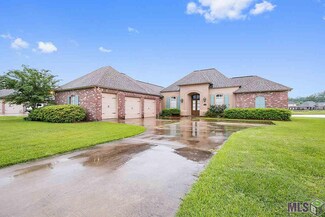 2378 S Turnberry Ave, Zachary, LA 70791