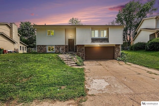 12741 Ridgeview Cir, Bellevue, NE 68123
