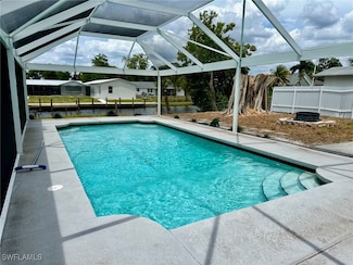 12511 Davis Blvd, Fort Myers, FL 33905
