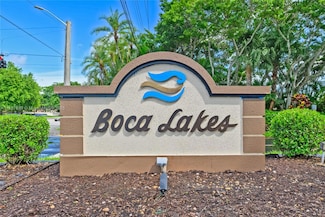 8809 Belle Aire Dr, Boca Raton, FL 33433