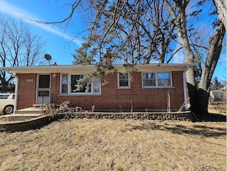 5505 Oak Park Rd, Oakwood Hills, IL 60013
