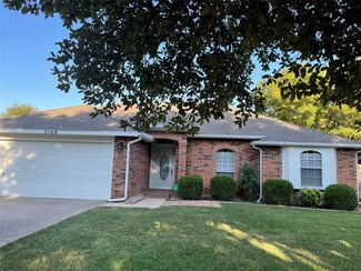 2149 Willowood Dr, Grapevine, TX 76051