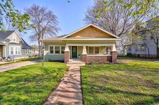 209 W 6th St, Stroud, OK 74079