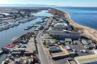 7550 Sandholdt Rd, Moss Landing, CA 95039