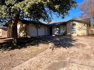 431 Candlelight Ave, Duncanville, TX 75137