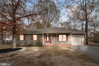 419 Pleasants Dr, Fredericksburg, VA 22407