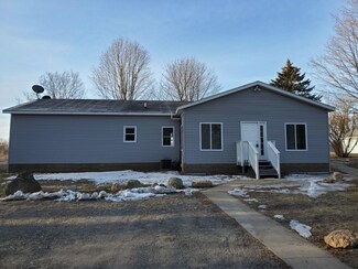 1104 W 116th St, Grant, MI 49327