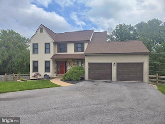 108 Grace Ln, Aston, PA 19014