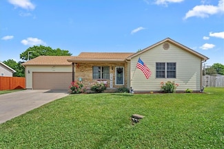 1701 S Maple St, Ottawa, KS 66067