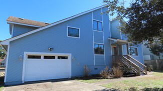 4109 Ivy Ln, Kitty Hawk, NC 27949