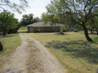 5401 Fm 2606 Unit East Arrowhead, Henrietta, TX 76365