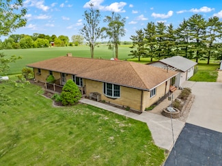 5485 Fern Hill Rd, Belvidere, IL 61008
