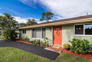 4427 Birdwood St, Palm Beach Gardens, FL 33410