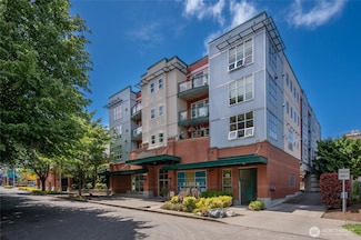 2331 42nd Ave SW Unit 217, Seattle, WA 98116