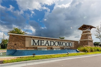 15307 Wildflower Cir, Naples, FL 34119