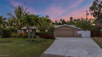 6219 Saint Andrews Cir N, Fort Myers, FL 33919