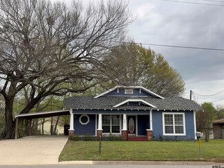 409 Holbrook St, Mount Vernon, TX 75457