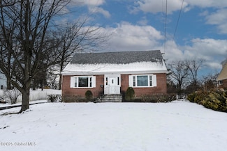 10 Marville Dr, Albany, NY 12211
