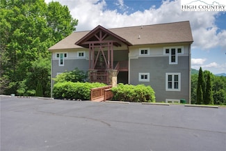 165 Grandfather Cir Unit 132, Seven Devils, NC 28604