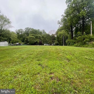 3207 Upper Valley Rd, Parkesburg, PA 19365