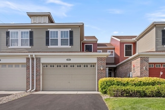 1964 Lincoln Ln, Chanhassen, MN 55317