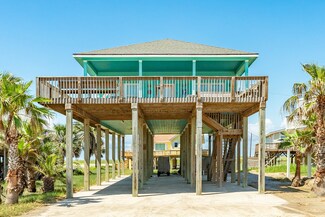 12881 Coronado Dr, Freeport, TX 77541