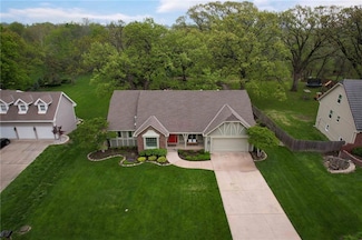 10775 Larsen St, Overland Park, KS 66210