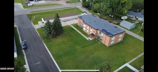 221 8th Ave SE, Mayville, ND 58257