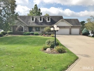 1425 E Lakeside Dr, Kendallville, IN 46755