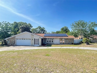 8209 Chaucer Dr, Weeki Wachee, FL 34607