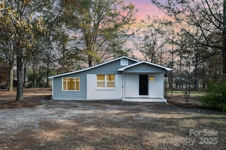 129 Doster Rd, Lancaster, SC 29720