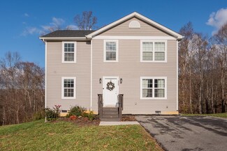 125 Prairie View Ln, Pembroke, VA 24136
