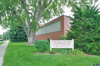 1540 N Cotner Blvd Unit B403, Lincoln, NE 68505