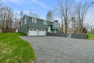 23 Manson Rd, Kittery, ME 03904
