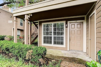 1880 White Oak Dr Unit 131, Houston, TX 77009