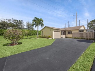 5786 Mirror Lakes Blvd, Boynton Beach, FL 33472