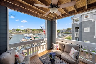 18679 Vineyard Point Ln Unit 56, Cornelius, NC 28031