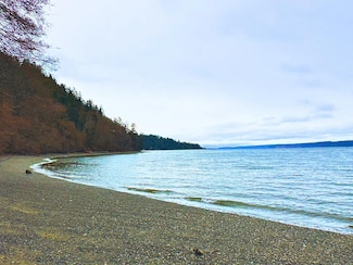 2 Xx Woodland Beach Rd, Camano Island, WA 98282