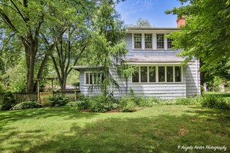 2210 Edina Blvd, Zion, IL 60099
