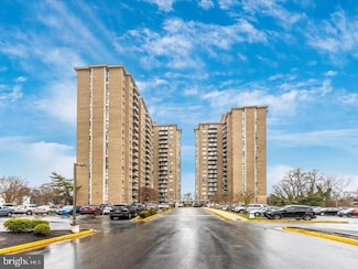 1836 Metzerott Rd Unit 502, Adelphi, MD 20783