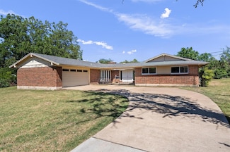 4505 Woodmoor Cir, Austin, TX 78721