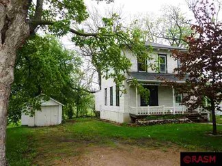 305 N Teal St, Janesville, MN 56048