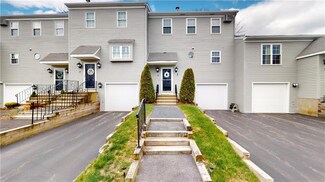 565 Quaker Ln Unit 36, West Warwick, RI 02893
