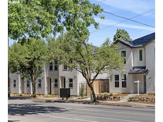 6669 N Fessenden St Unit 25, Portland, OR 97203