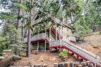7240 Yosemite Park Way, Yosemite National Park, CA 95389