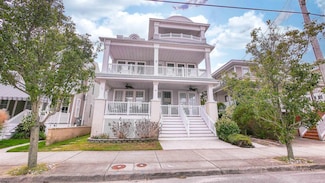 808 E 4th St Unit 2nd and 3rd floors, Ocean City, NJ 08226
