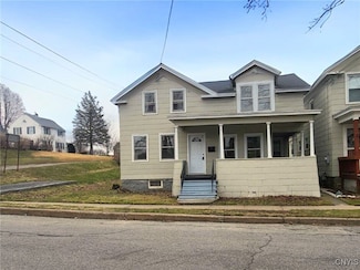 54 Catherine St, Oswego, NY 13126