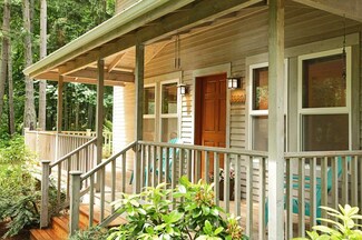 6980 Erickson Rd, Clinton, WA 98236