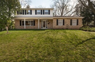 213 Island Dr, Madison, WI 53705