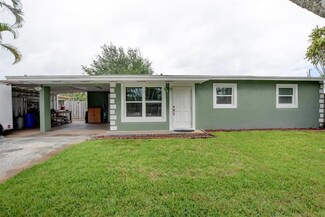 3407 Taconic Dr, West Palm Beach, FL 33406